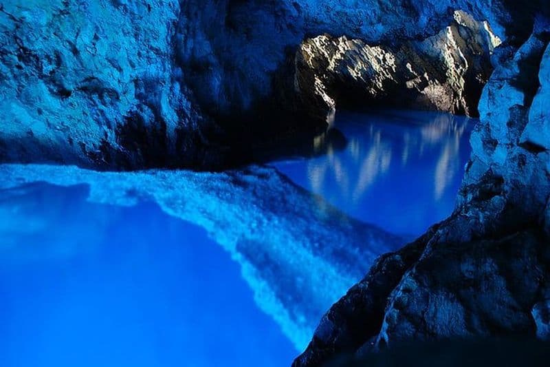 Billet Visite de la grotte bleue et de Hvar - Visite des 5 îles au départ de Split et Trogir