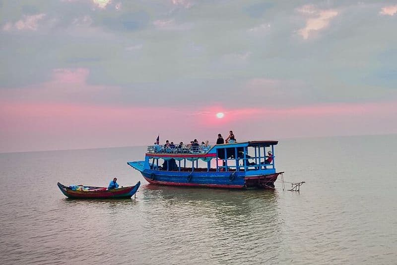 Visite privée du village de Kampong Pluk et croisière en bateau sur Tonle Sap