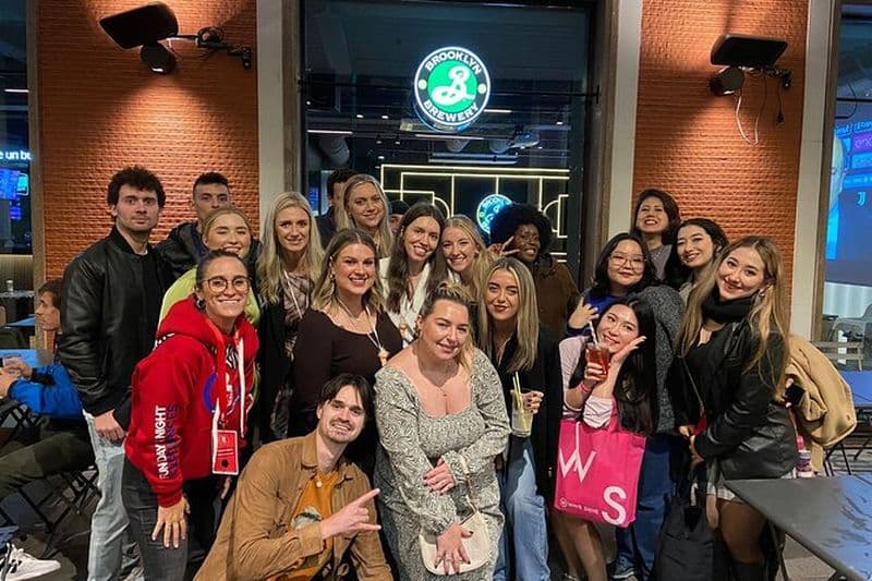 Milan Pub Crawl Party avec des coups gratuits et des offres de boissons par Riviera