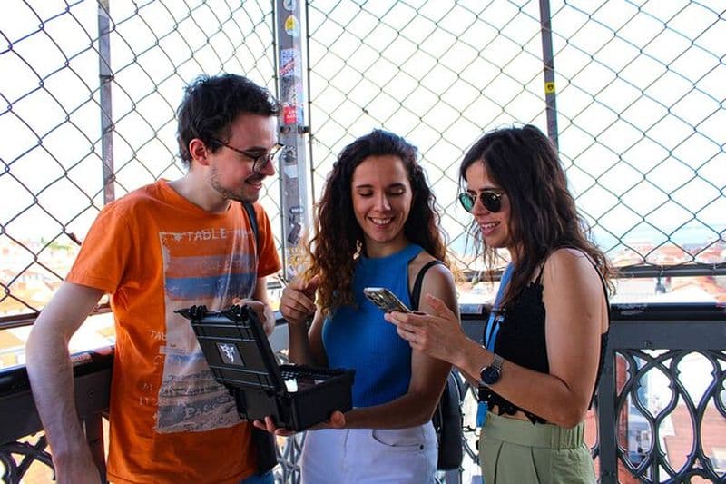 Lisbonne : Escape Game immersif à travers le quartier historique avec des acteurs