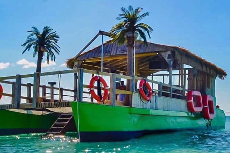 Punta Cana Noahs Ark Jamaican Party Boat avec Open Bar DJ