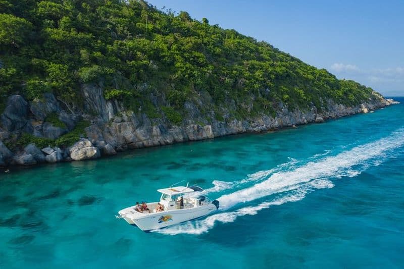 Location de bateau privé d'une journée complète à la découverte du «meilleur de l'USVI»