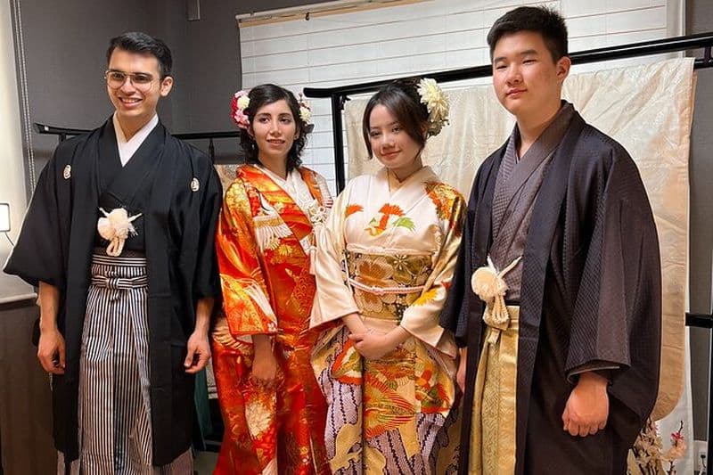 Expérience de kimono et cours de cuisine japonaise à la maison Osaka Umeda