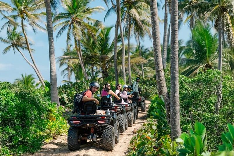 VTT 4x4 exclusif en petit groupe Punta Cana : Jungle & Wild Beaches !