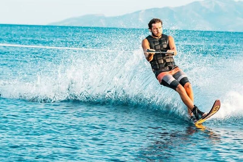 Expérience Sub Wing et plaisir de ski nautique avec transfert – Hurghada