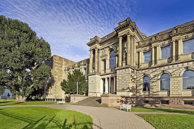 Musée Städel coupe-file avec visite de la ville de Francfort