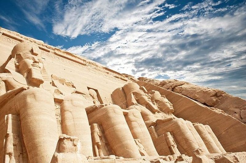 Billet Excursion d'une journée aux temples d'Abou Simbel d'Assouan - visite privée