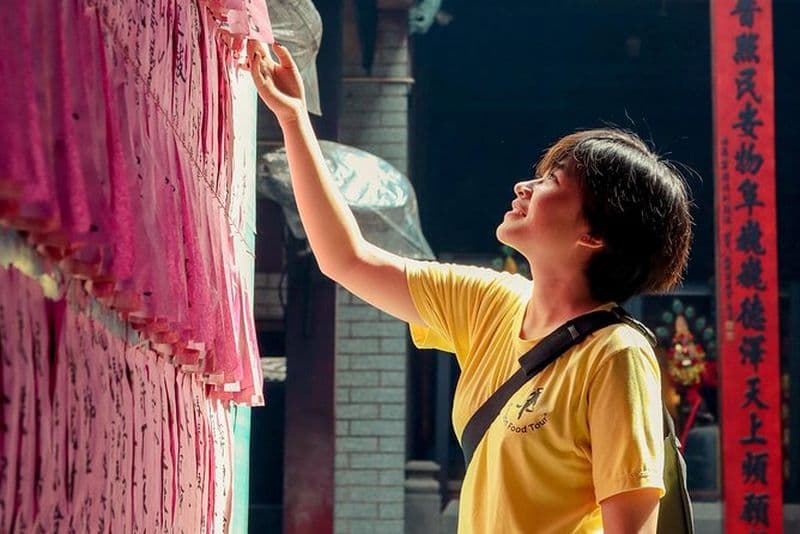 Saigon Backstreets City Tour sur Scooter, y compris la nourriture