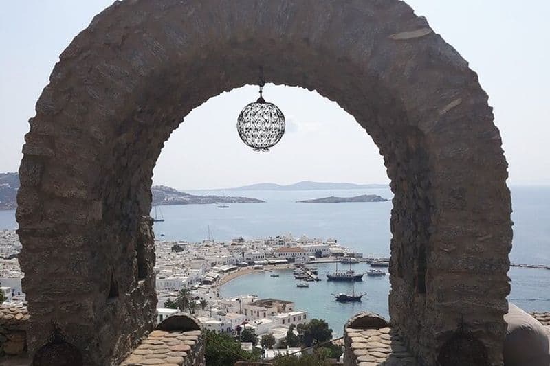 Visite en bus semi-privé de Mykonos en anglais espagnol