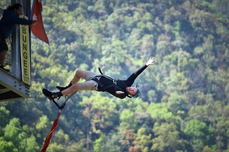 Pokhara: forfait combo aventureux avec bungee & zip flyer