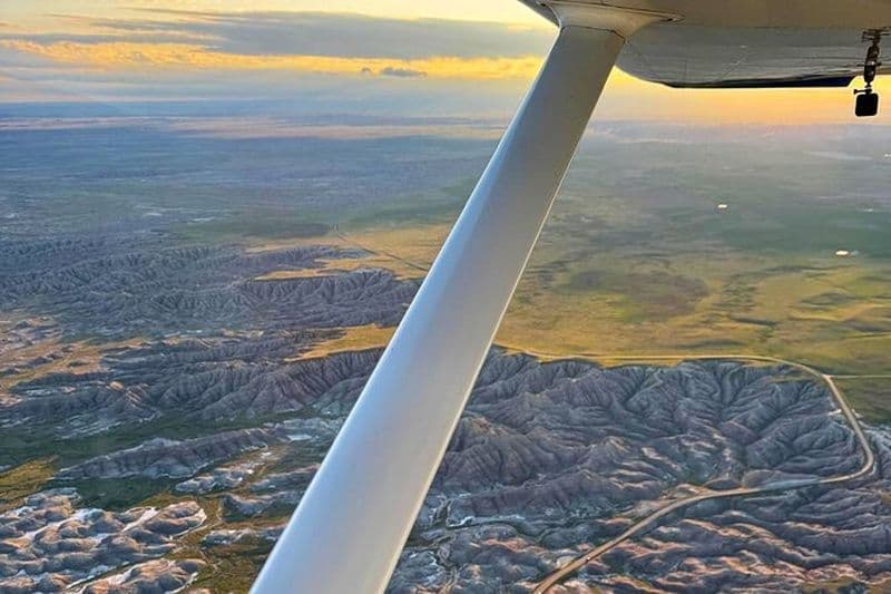 Ultime visite aérienne en petit avion pour voir le parc national des Badlands