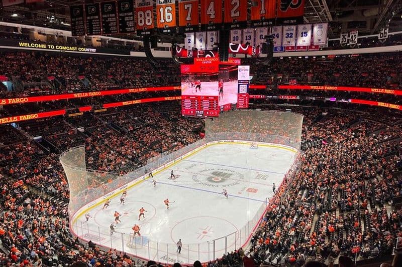 Match de hockey sur glace des Flyers de Philadelphie au Xfinity Mobile Arena