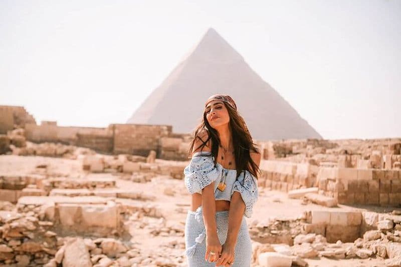 Visite guidée VIP des pyramides de Gizeh et du Sphinx en panier de golf