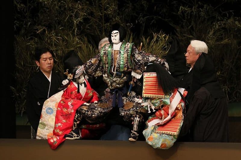BUNRAKU représentation par le Théâtre National à Yokohama