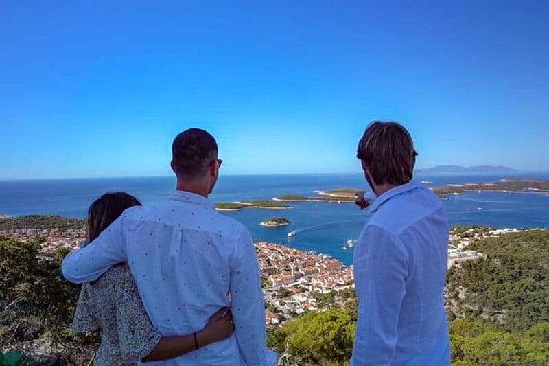 Hvar: Visite de l'île avec dégustation de vin et d'huile d'olive