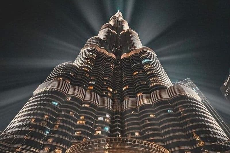 Visite nocturne de la ville de Dubaï avec transfert aéroport ou hôtel.