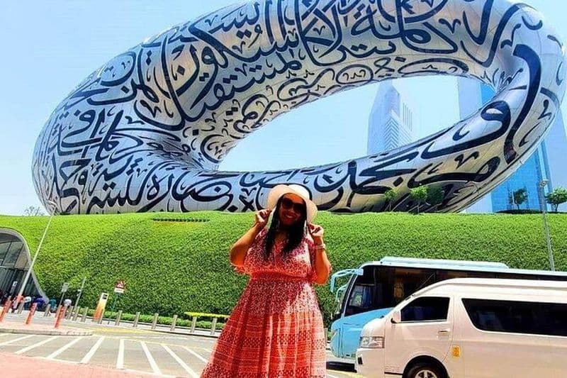 Billet Visite de la ville de Dubaï d'une demi-journée, futur musée et mosquée bleue