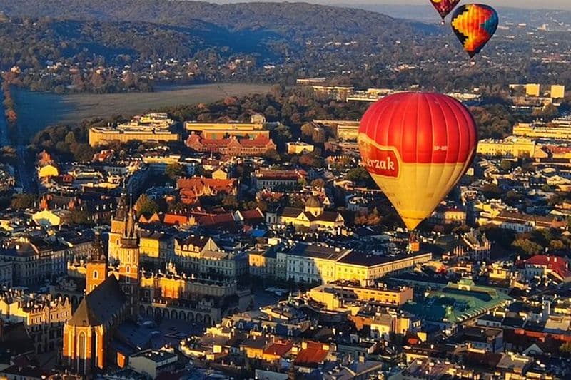 Vol en montgolfière guidée à Cracovie