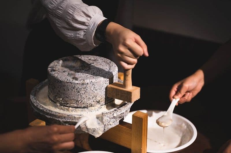 Demi-journée Chengdu Handmade Tofu Making et Mapo Tofu Cours de cuisine
