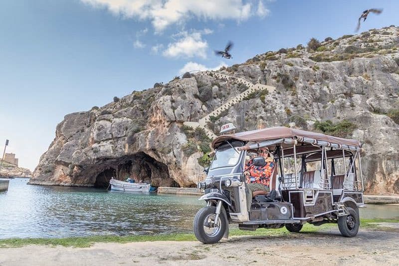 De Malte: Gozo TukTuk Tour avec Comino Mini Cruise