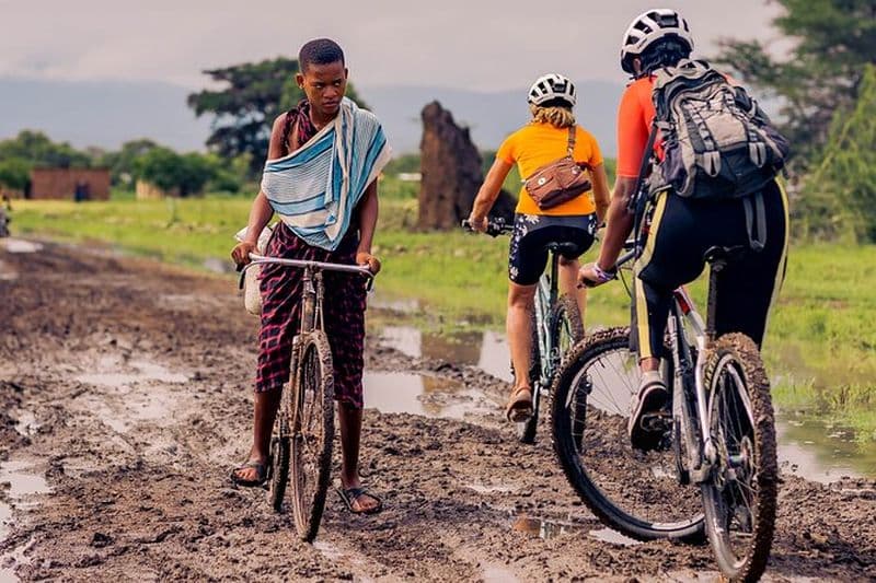 Excursion à vélo d'une journée à la source chaude de Chemka
