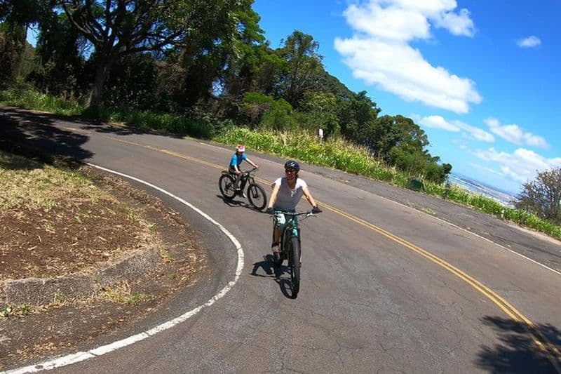 Tour en vélo dans la forêt pluviale d'Honolulu