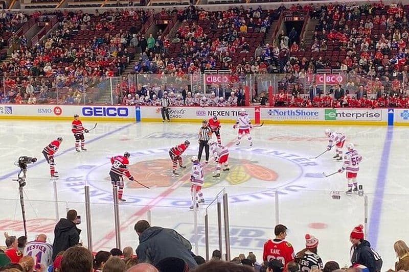 Match de hockey sur glace des Blackhawks de Chicago à United Center