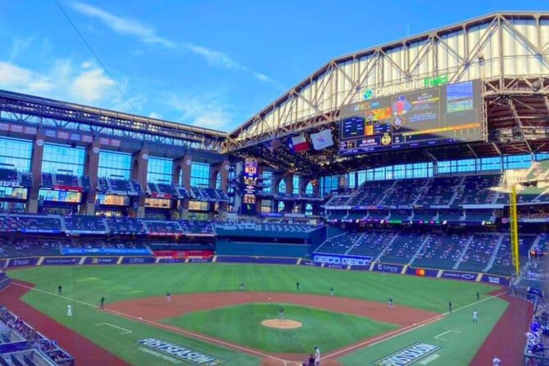 Match de baseball des Rangers du Texas au Globe Life Field