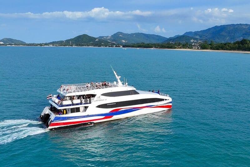Transfert gratuit en catamaran et bus de Koh Phangan à Krabi Hassle