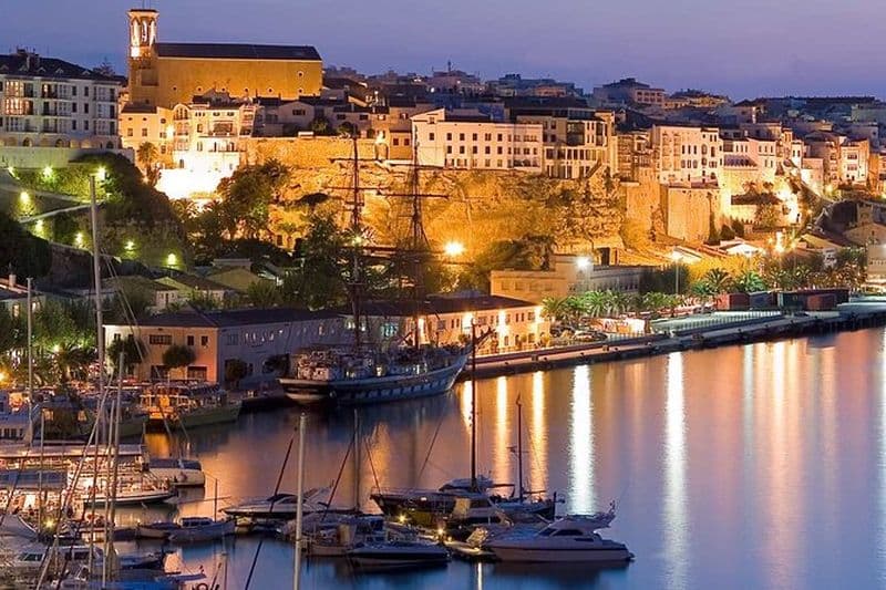 Minorque : visite guidée à pied de Mahon avec histoire et dégustations