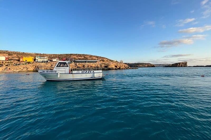 Location de bateau privé Blue Lagoon Crystal Lagoon et Comino