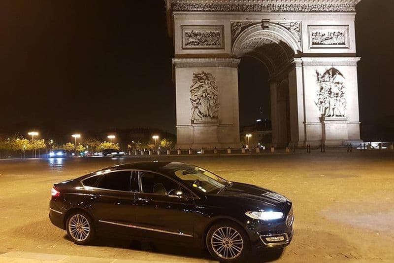 Chauffeur privé depuis l'aéroport Charles de Gaulle vers Paris : Service Premium