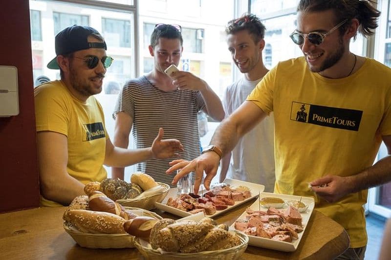 Cuisine de rue locale, marchés et bière artisanale
