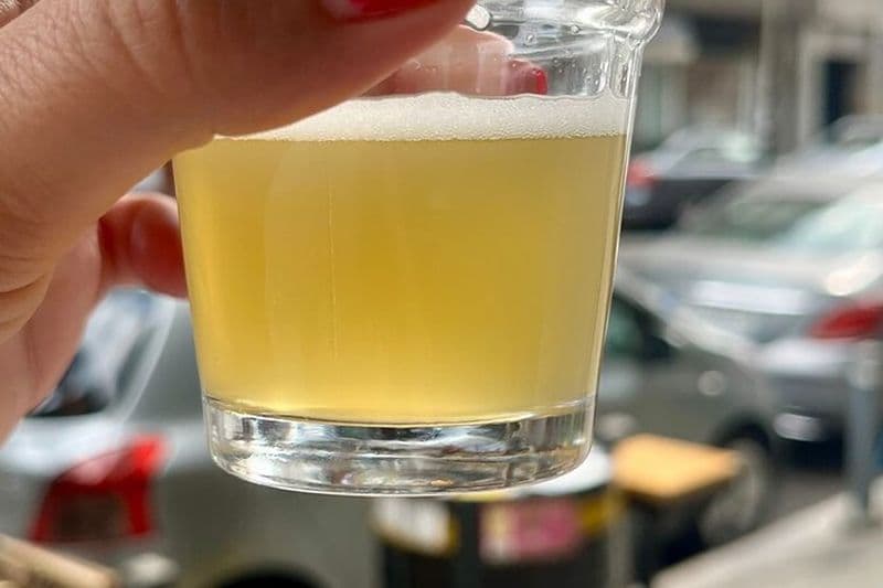 Dégustation de bière artisanale améliorée par notre brasseur