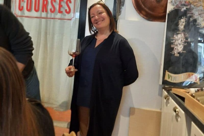 Paradis des amoureux du vin et du fromage au cœur de Florence