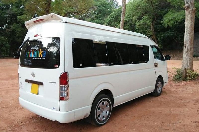 Aéroport de Colombo (CMB) à Centara Ceysands Resort & Spa, transfert privé Bentota