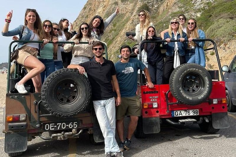 Tours en 4x4 en jeeps classiques portugaises (UMM) autour de Sintra