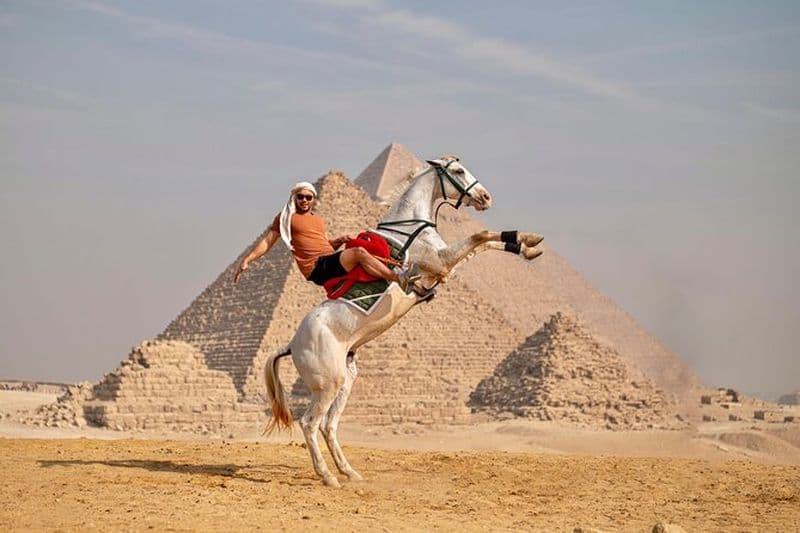 Visite des pyramides de Gizeh avec promenade en chameau et cheval sautant Photo