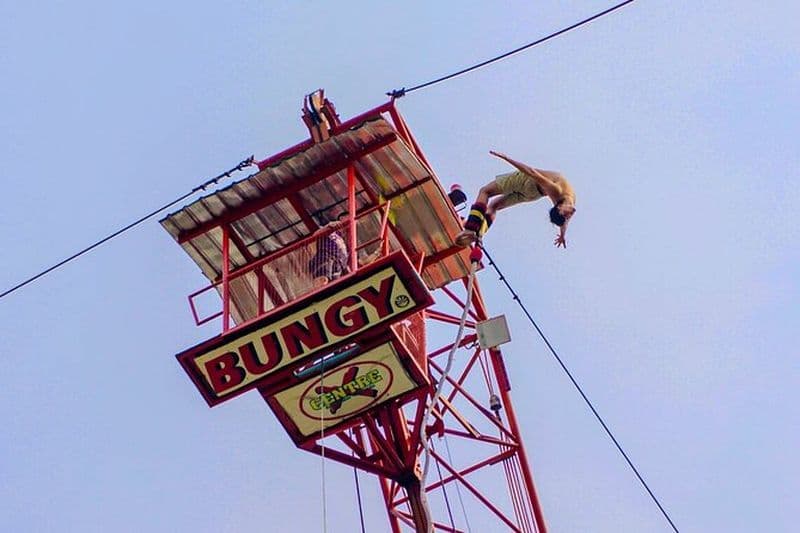 Aventure de saut à l'élastique à Chiang Mai