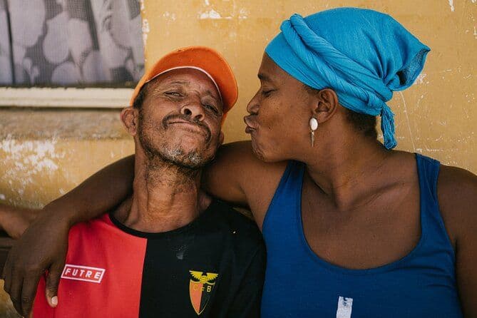 Praia Walking Tour Marchés locaux et bâtiments historiques