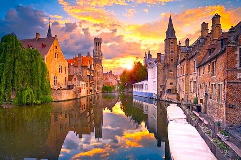 Meilleure excursion à Bruges depuis votre bateau avec croisière sur le canal