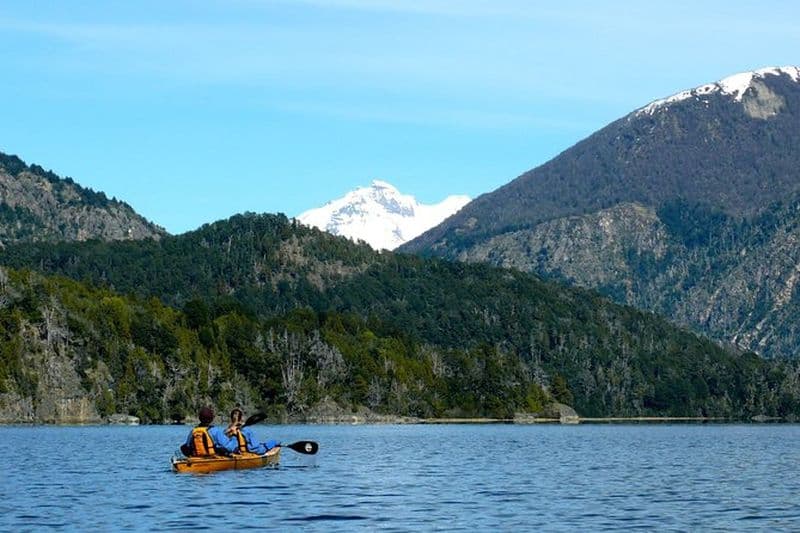 Kayak sur le lac Moreno ou le lac Gutiérrez