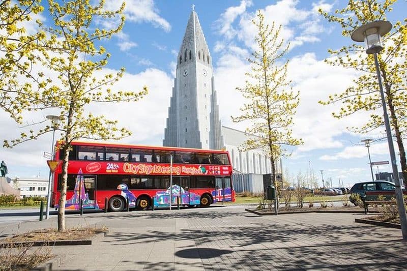 Visite guidée de Reykjavik en bus hop-on hop-off : 24 ou 48 - Heure