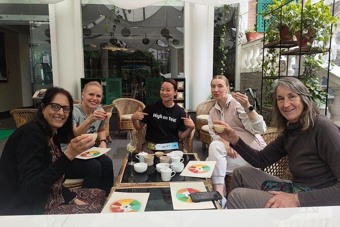 Expérience de vie de dégustation de thé népalais