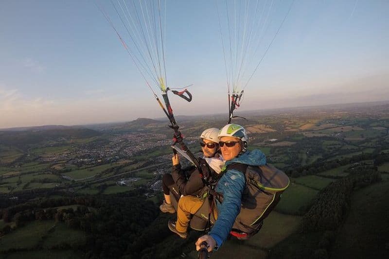 Expérience de parapente en tandem dans les Brecon Beacons