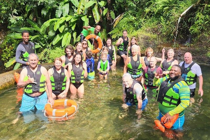 Journée de divertissement à terre avec les gorges de Titou, les sources chaudes et le récif de champagne