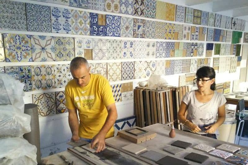 Mosaïques et récits de Lisbonne : visite privée d'un atelier de mosaïque et Musée National de l'Azulejo