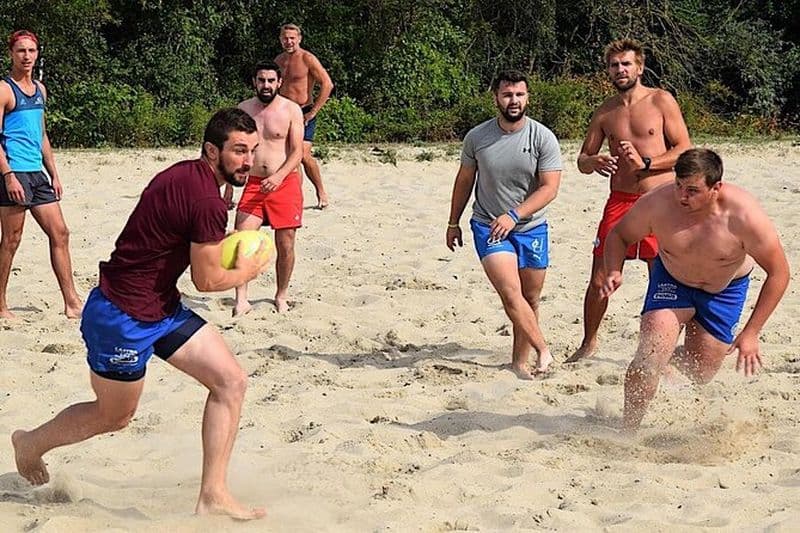 Jouez au Touch Rugby avec un fondateur de club de jeunes avec module complémentaire pour enfants