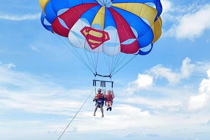 Aventure privée en parachute ascensionnel à Boracay