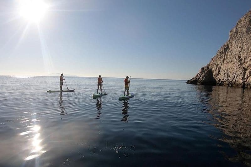 Aventure en Stand-Up Paddle et Snorkel à Santorin